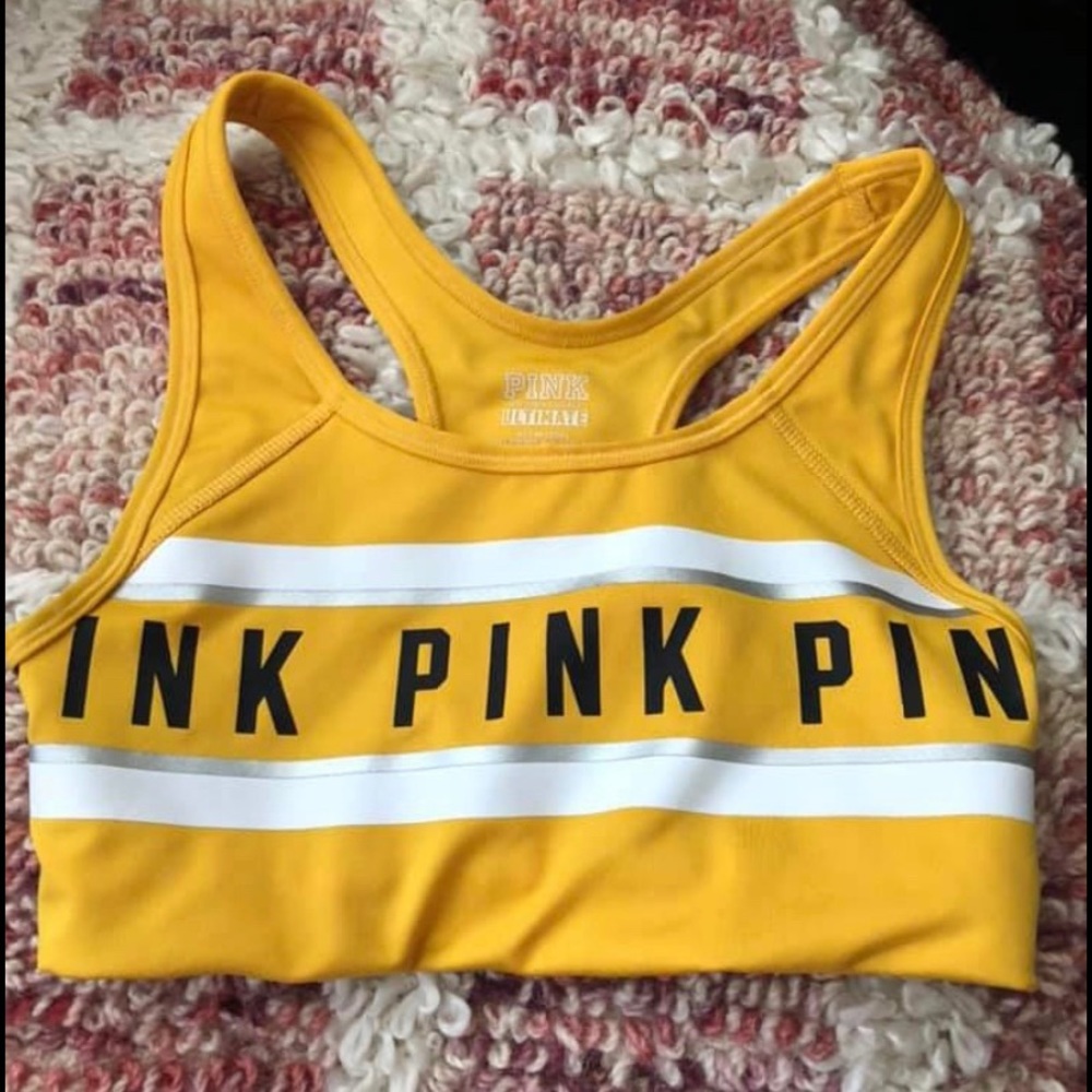 VS PINK Ultimate Sports Bra